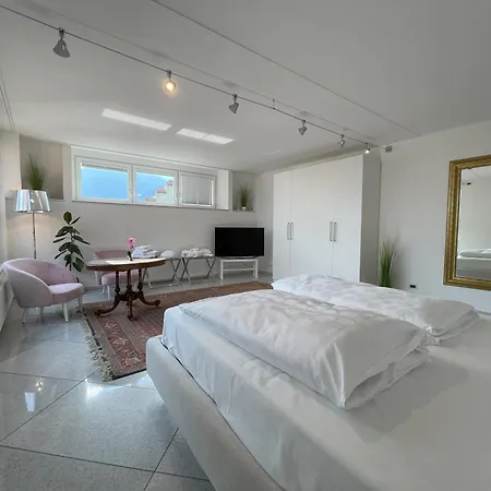 Artist House